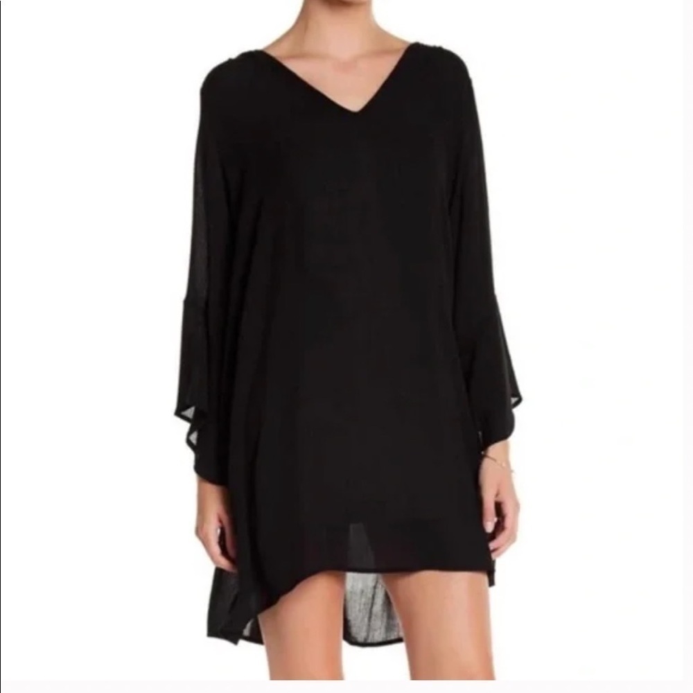 Lush Women's Whitney Bell Sleeve Shirt Dress in Black